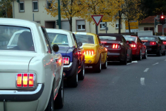 21-Mustangs-in-Kolonne